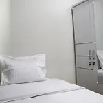 Comfort 2Br At Daan Mogot City Apartment By Travelio
