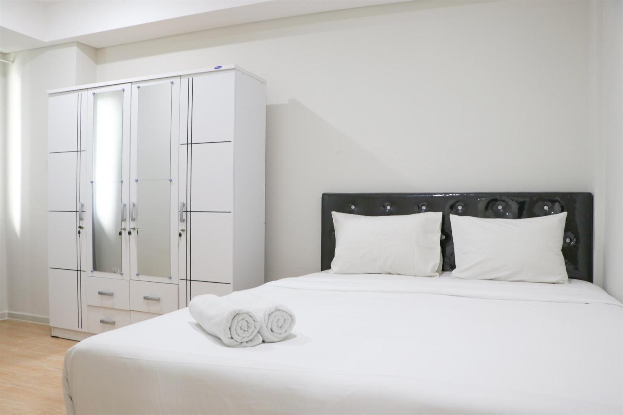 Apartment Comfort 2br At Daan Mogot By Travelio