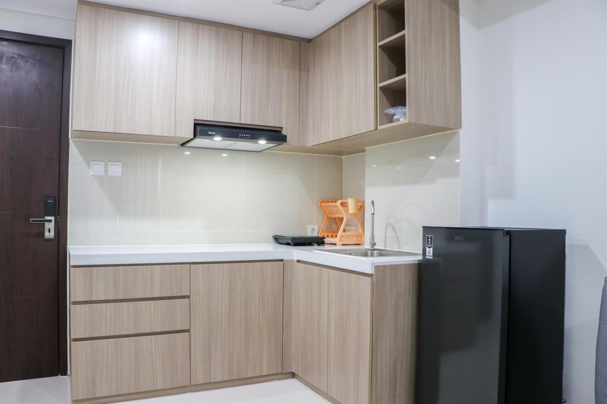 Apartment Comfort 2br At Daan Mogot By Travelio *